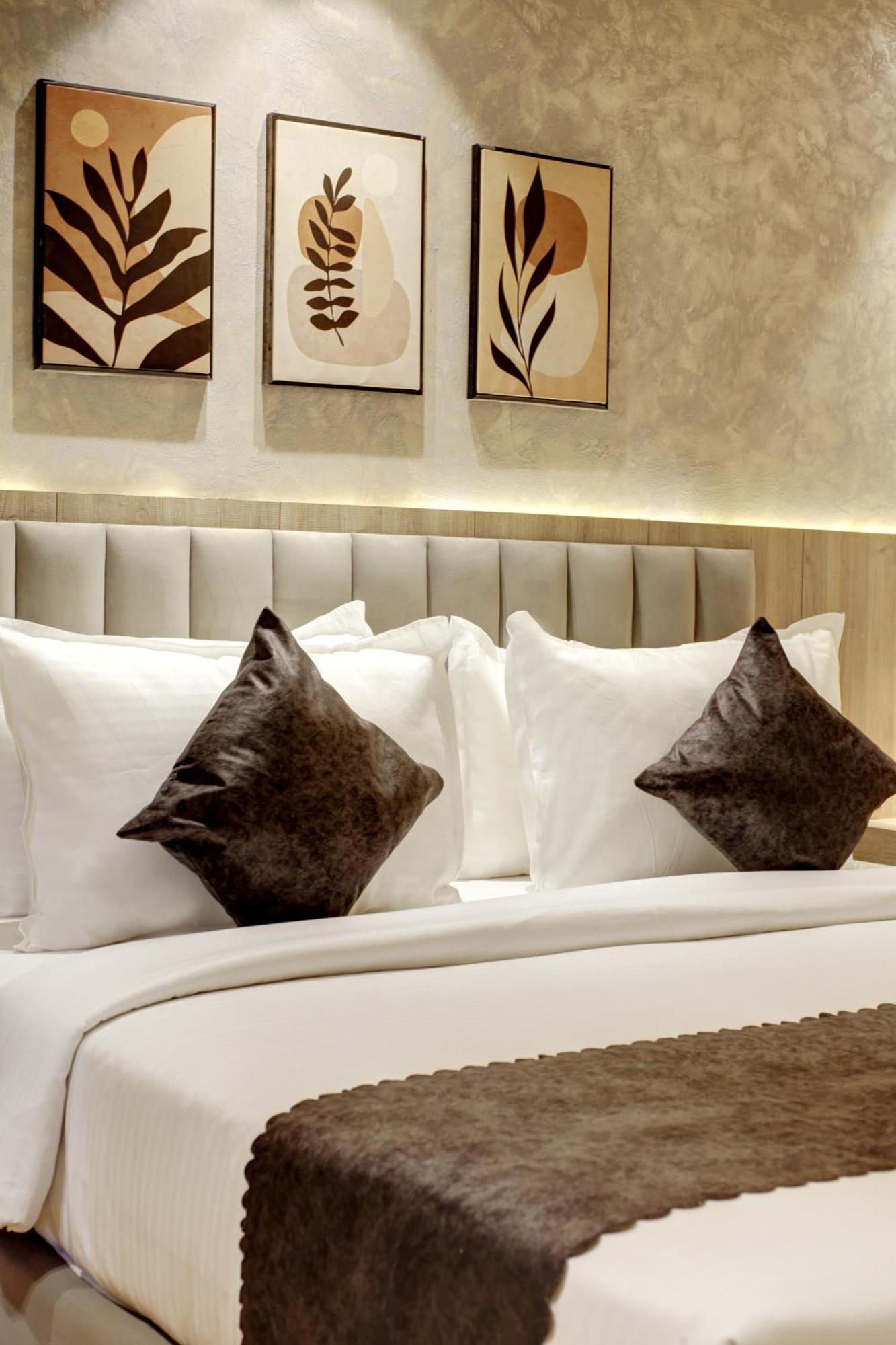 Saltstayz Premier - Near Golf Course Road & Sector 57 Gurgaon Exteriör bild