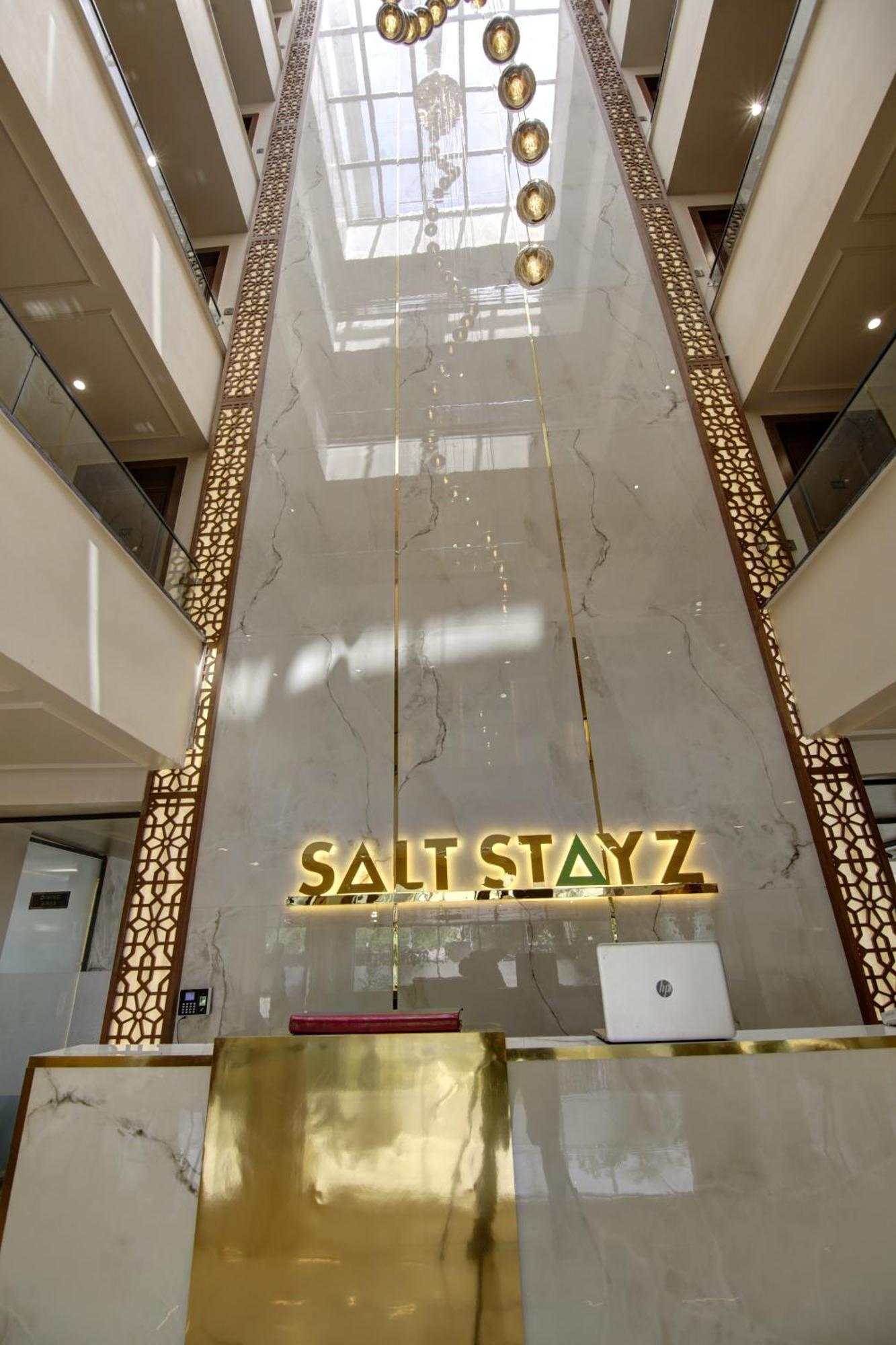 Saltstayz Premier - Near Golf Course Road & Sector 57 Gurgaon Exteriör bild