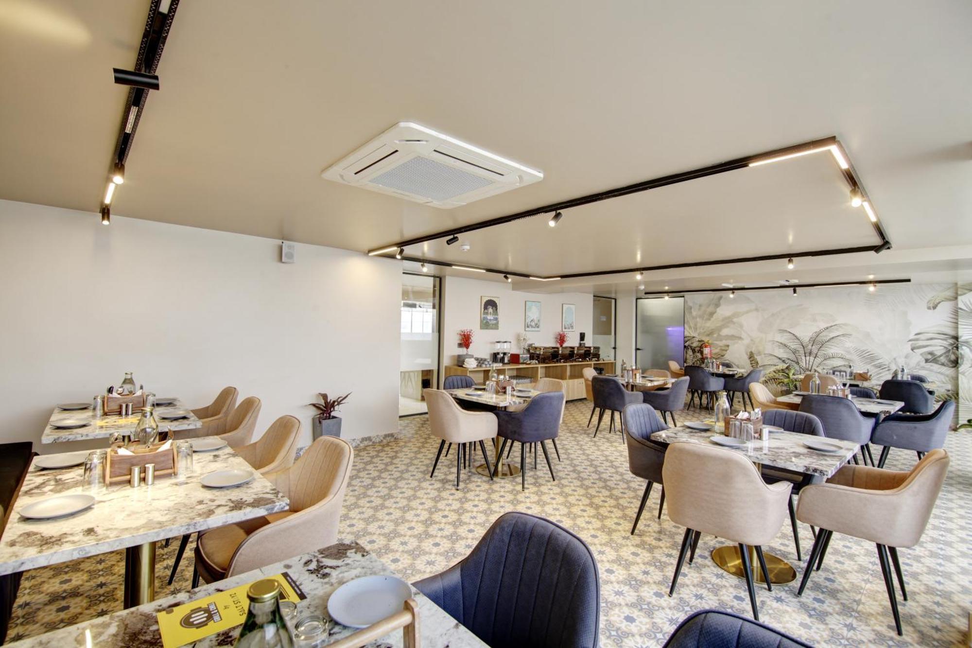 Saltstayz Premier - Near Golf Course Road & Sector 57 Gurgaon Exteriör bild